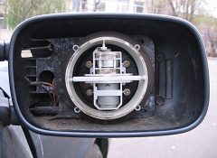 Как снять зеркальце для установки подогрева зеркал - на примере Volkswagen Passat b4.