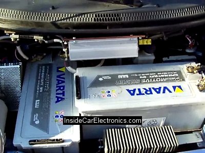 2 аккумулятора ВАРТА (Varta) по 180 Ампер/часов (180 Ah) установленные в подкапотном пространстве самодельного электромобиля